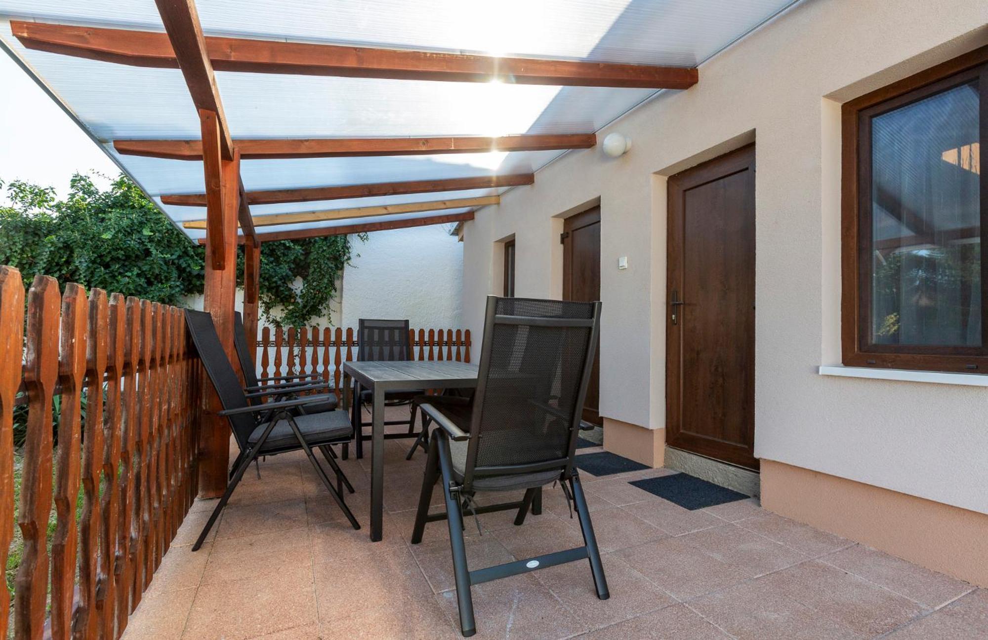 Park Apartman Sarrod Εξωτερικό φωτογραφία